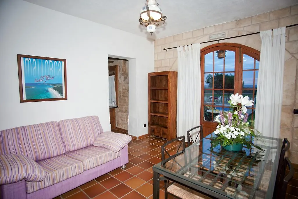 Bed & Breakfast Finca Es Carbo Ses Salines